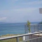 Konukevi Compass 3*