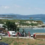 Compass Konukevi 3*