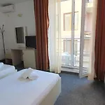 Pensionat Compass 3*