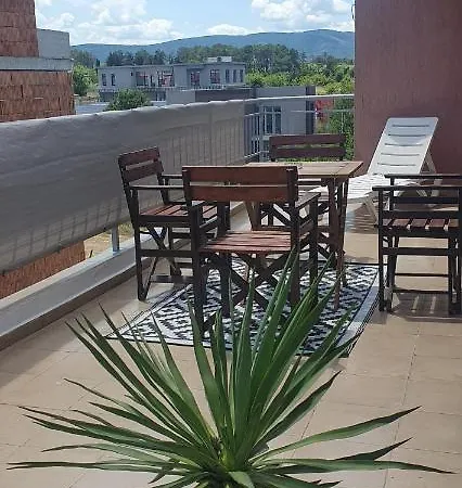 Konukevi Compass Lozenets