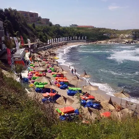 Compass Konukevi Lozenets