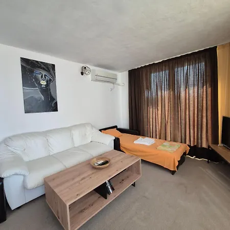Compass 3* Lozenets